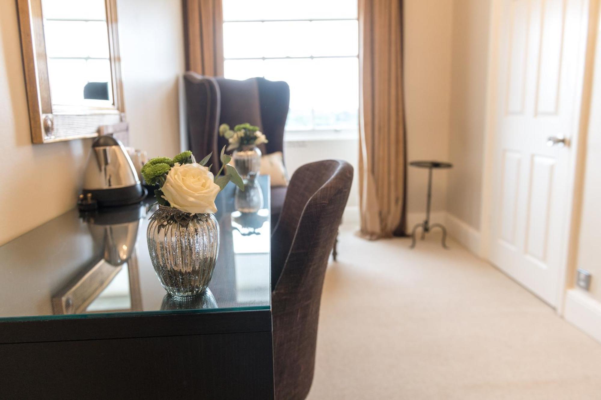 Hotel Highfield Park Hook  Zewnętrze zdjęcie