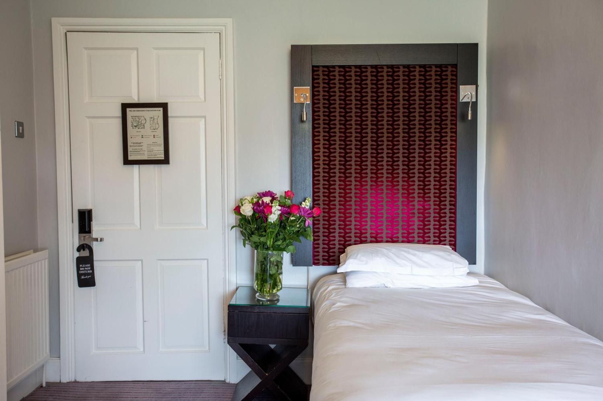 Hotel Highfield Park Hook  Zewnętrze zdjęcie
