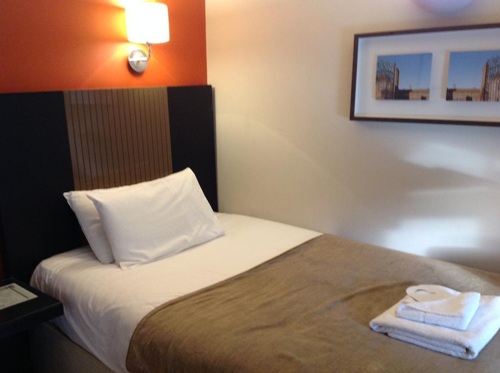 Hotel Highfield Park Hook  Zewnętrze zdjęcie