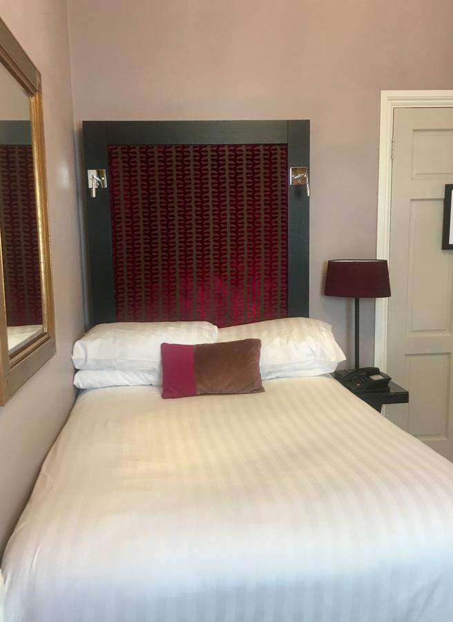 Hotel Highfield Park Hook  Zewnętrze zdjęcie